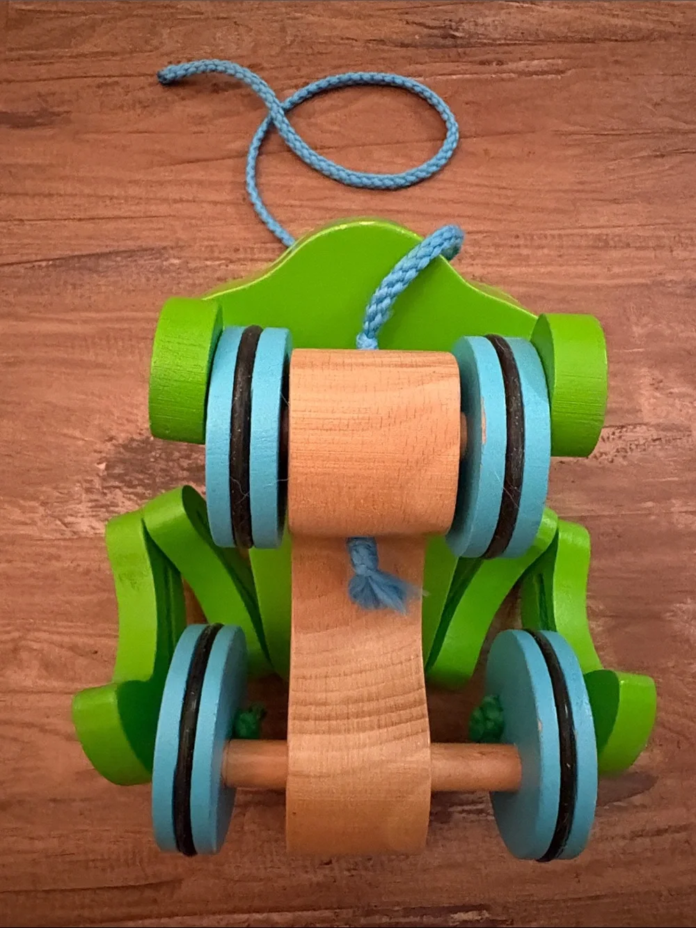 Melissa & Doug Green Frog Pull-Along Toy - Kids Toy